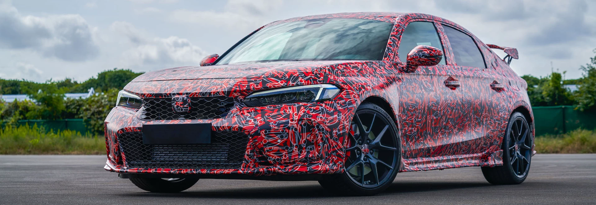 Honda officially teases new Civic Type R hot hatch 